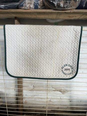 White Saddle Pad, Baby Pad