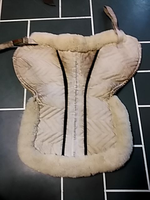 White Fleeceworks Half Pad