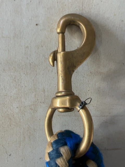 Blue Weaver Lead
