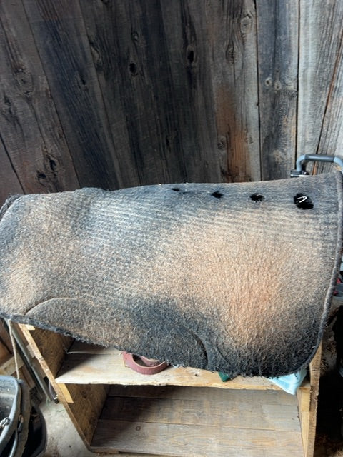 Black Western Pad, 29"