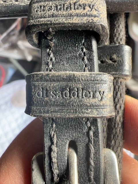 Black Web Reins with Buckle Ends