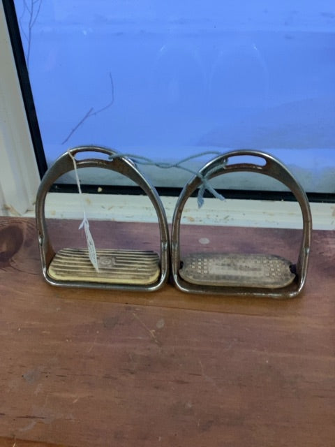 Silver Stirrups, 4 1/4"