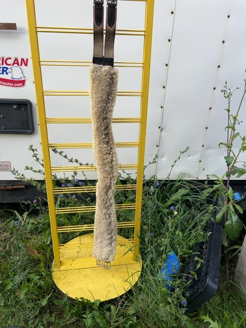 Sheepskin lined Girth, 48"