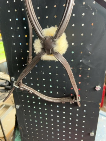 Brown  Raised Figure 8
