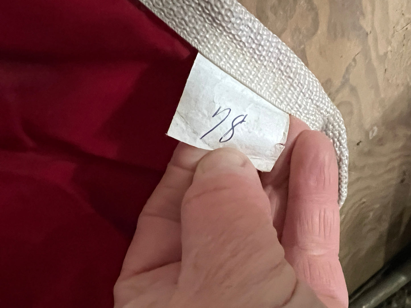 Red  Stable Sheet, 70"