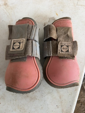 Pink Hampa Open Front Boots, Full
