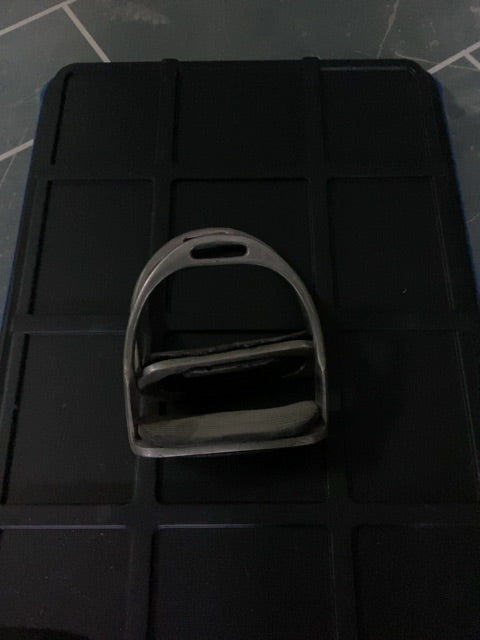 Stirrups, 4 1/2”