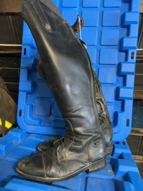 Black Auken Tall Boots, 8MW