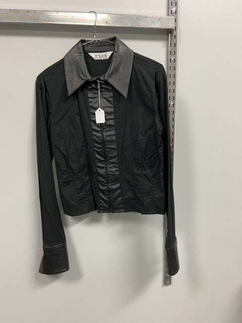 Black Ravel Show Shirt, Medium