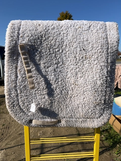 White  Saddle Pad, Full