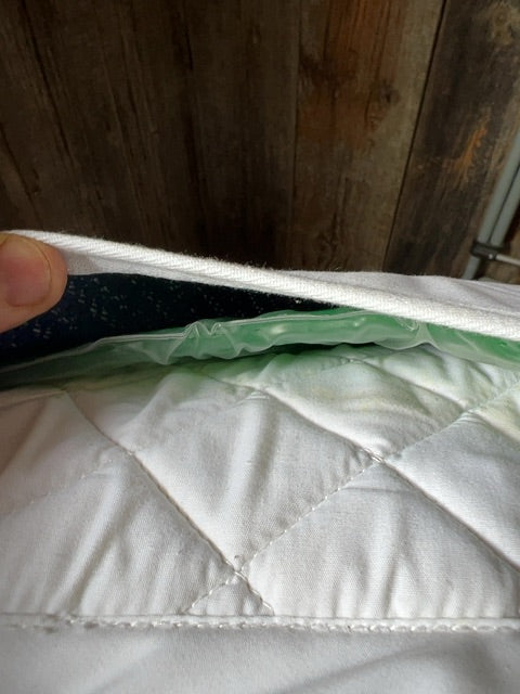 White Impact Gel Saddle Pads, 20"