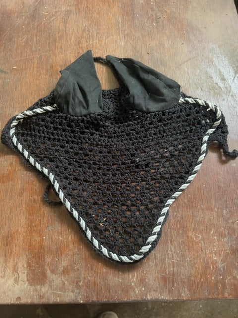 Black  Horse Bonnets