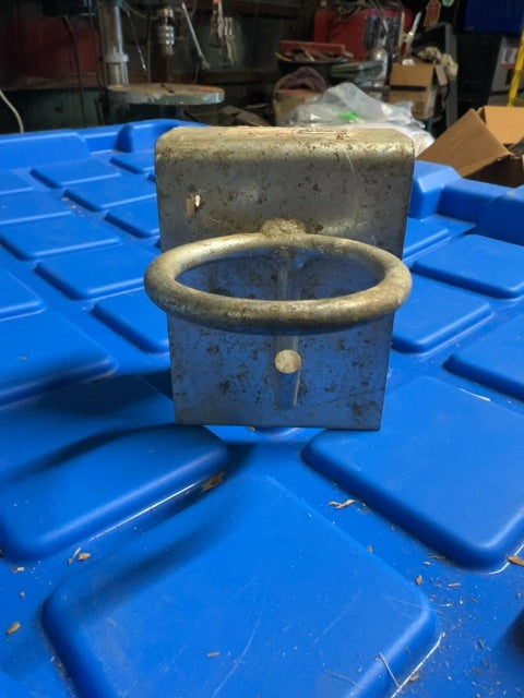 Griffin Bucket Hanger