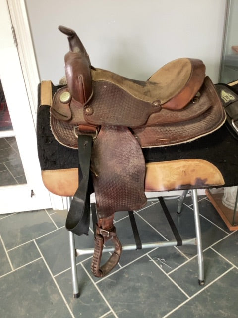Brown Leather Western Saddle, 15"