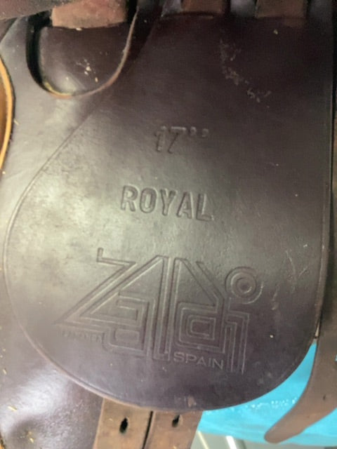 Brown Royal Saddle, 17"