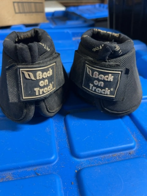 Black Back on Track No turn bellboots, Medium