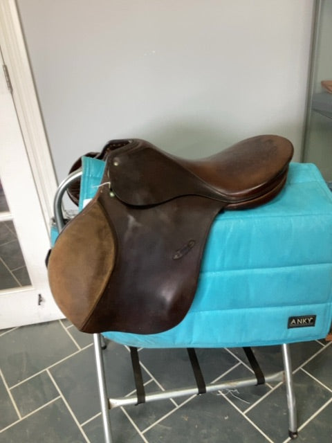 Brown Passier Saddle, 18"