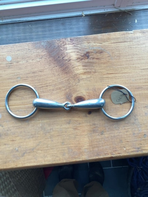 Hollow Mouth Loose Ring, 5.25"