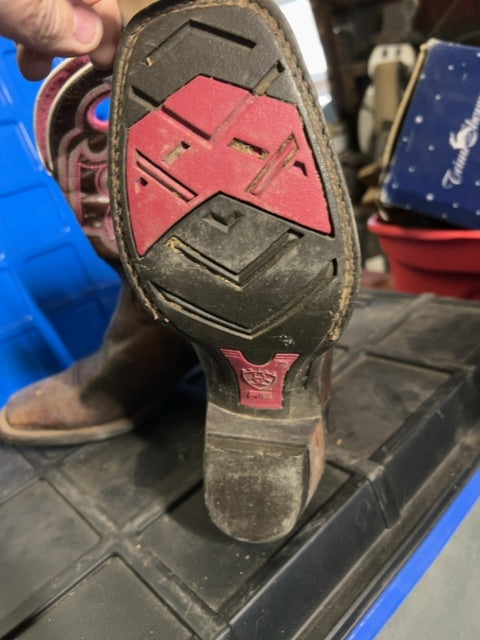 brown/pink Ariat Cowboy Boots, 7.5