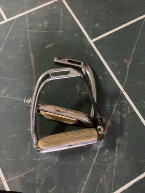 Peacock Stirrups, 4 1/2”
