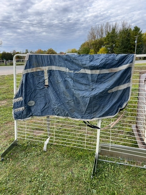 Blue Equistar Stable, 78