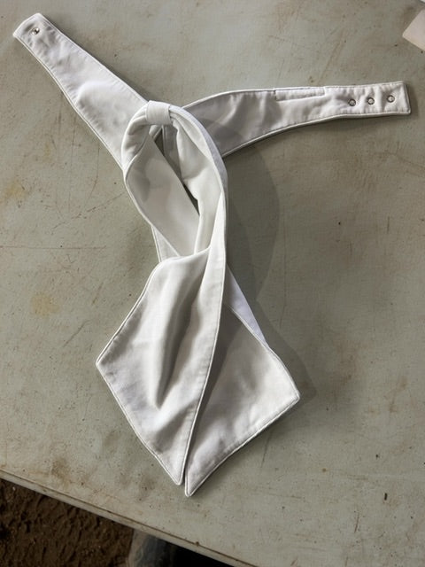 White ROMFH Short Sleeve Show Shirt, Small