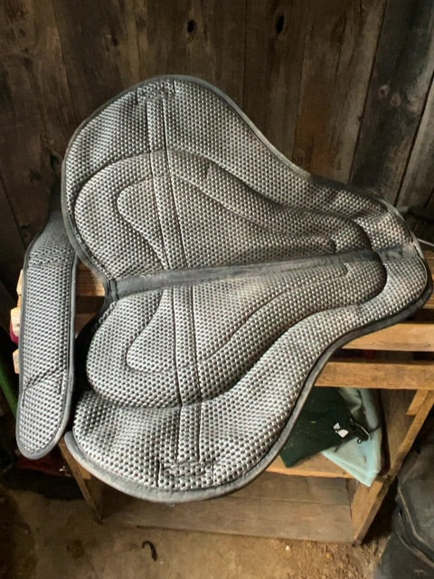 Black ThinLine Bareback pad with Girth