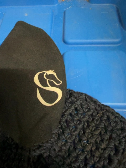 Black Bonnets by Sandy Fly Veil, Full