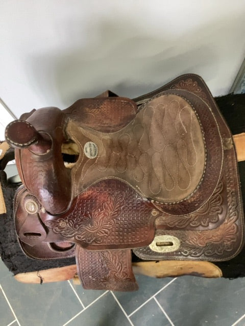 Brown Western Star Western Saddle, 13"