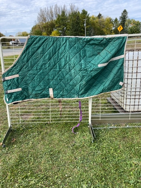 Green  Quilted Stable, 72"