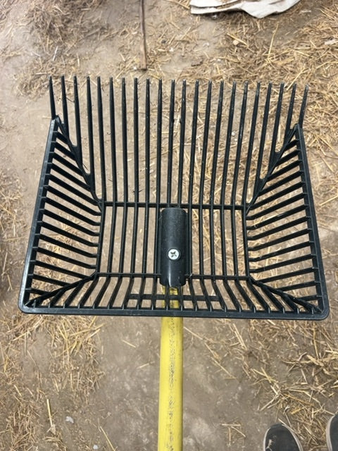 Black Fine Tine Manure Fork