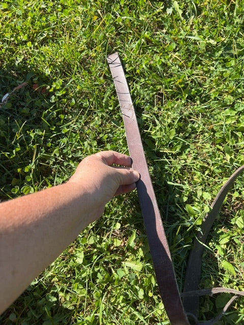 Standing Martingale, Full