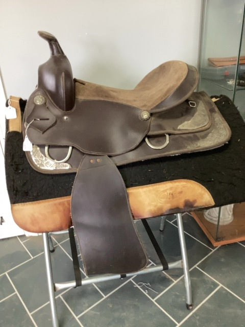 Brown Synthetic Saddle, 15"
