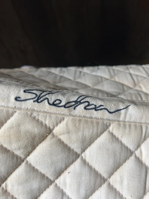 White with blue binding Shedrow Saddle Pads, Full