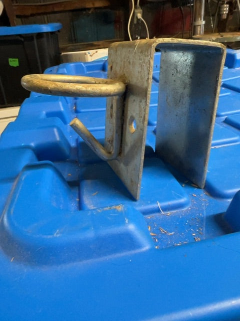 Griffin Bucket Hanger