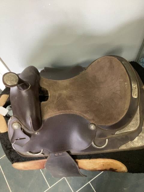 Brown Synthetic Saddle, 15"