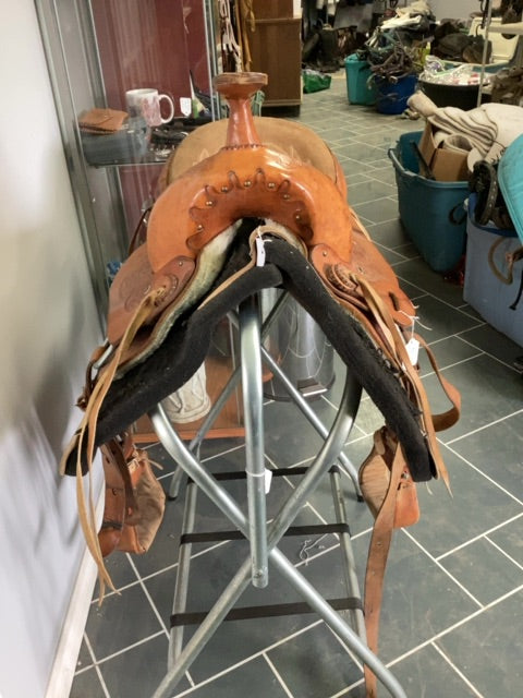 Tan Leather Saddle, 15"