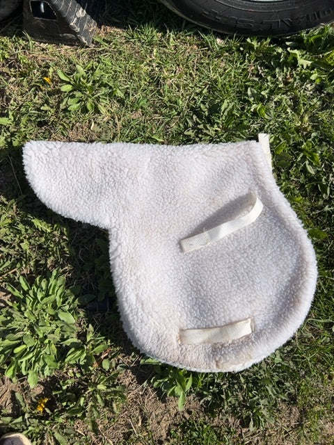 White Trotter Classic Designs Shaped Fleece Saddle Pad, Full