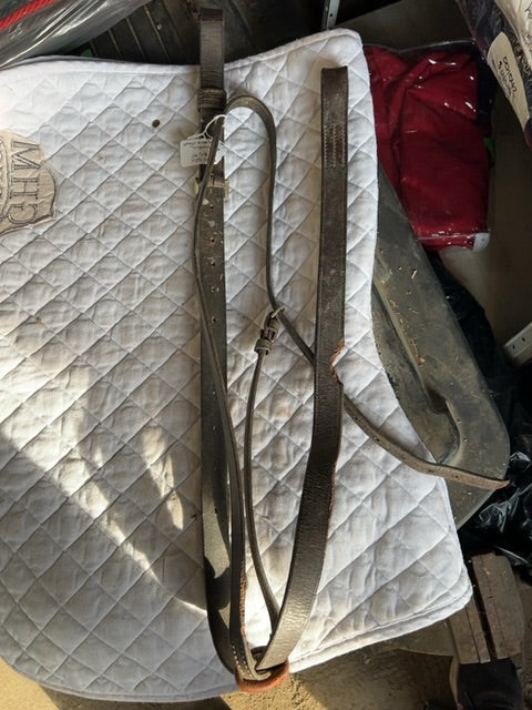 Brown  Standing Martingale, Full