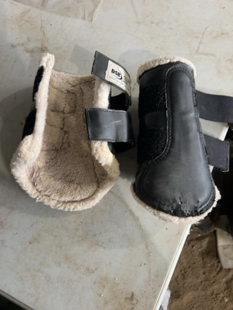 Black DSB Closed front boot, Medium