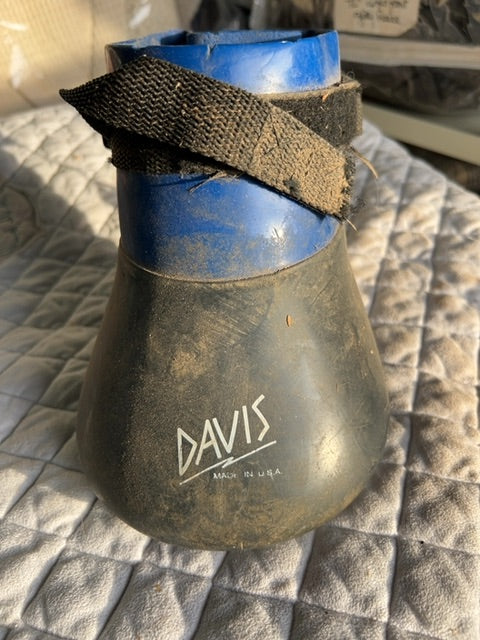 Blue Davis Poultice Boot, 2